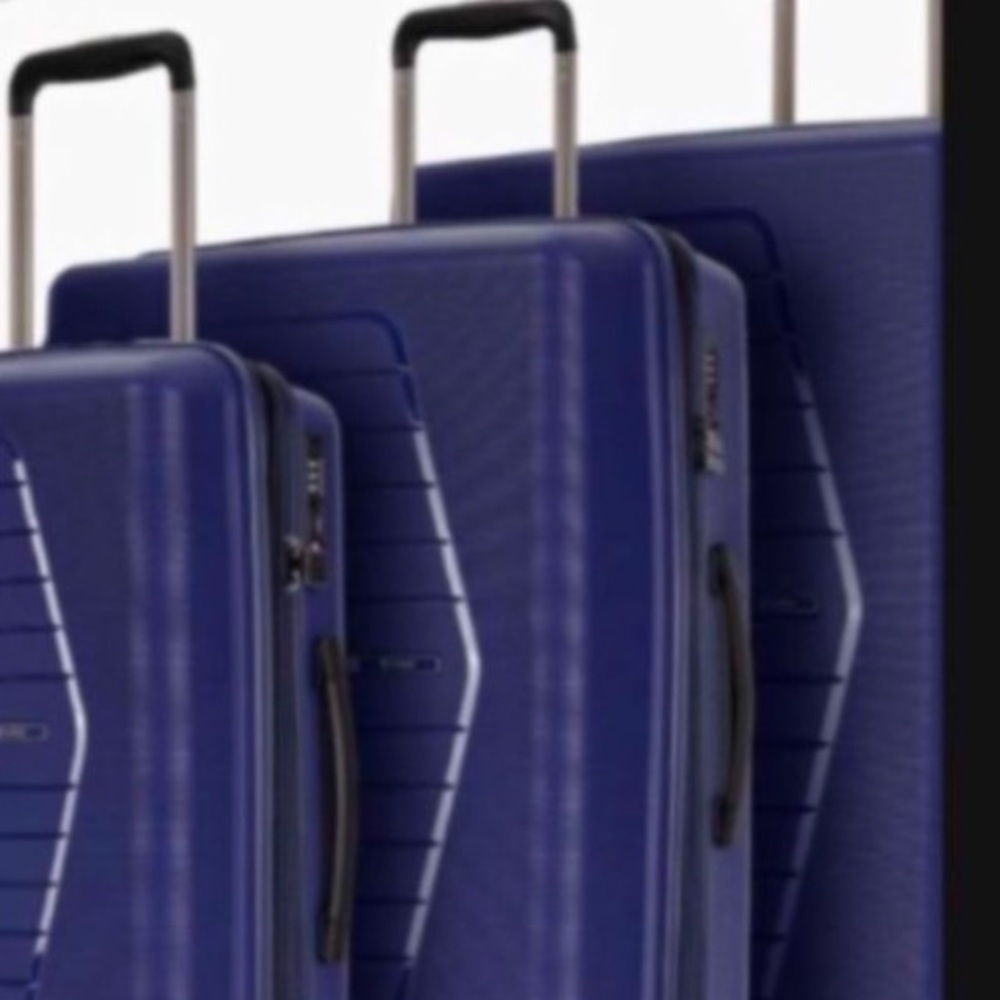 Set of Three Hard Shell Suitcases in Deep Blue